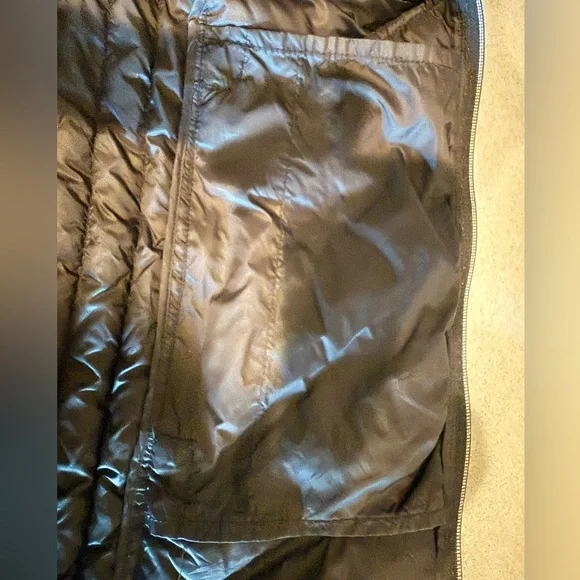 Michael Kors Black Packable Down Fill Jacket w/ Gold Accents Size M - Picture 6 of 7